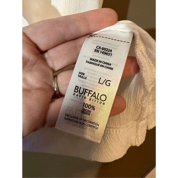 Buffalo David Bitton - Sofie Womens V-Neck Short Sleeves Blouse Cream Large EUC - Picture 7 of 9